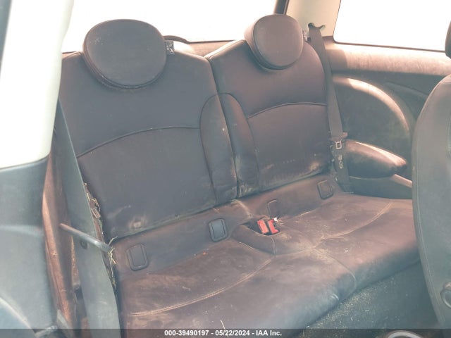 2011 MINI COOPER S WMWSV3C5XBTY23942 Photo 7