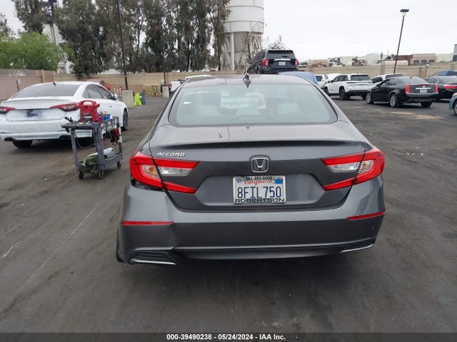 Honda ACCORD LX 2018 1HGCV1F18JA124826 Image 17