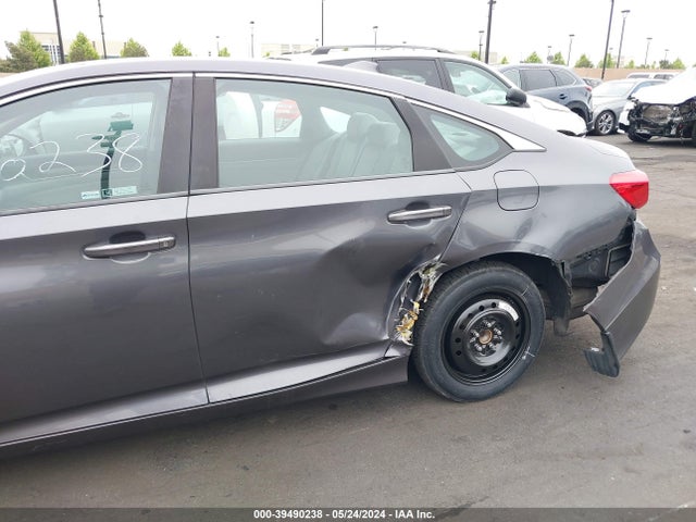 Honda ACCORD LX 2018 1HGCV1F18JA124826 Image 6