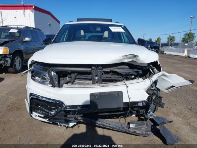 3VV3B7AXXMM003553 Volkswagen Tiguan 2.0t Se/2.0t Se R-line Black/2.0t Sel