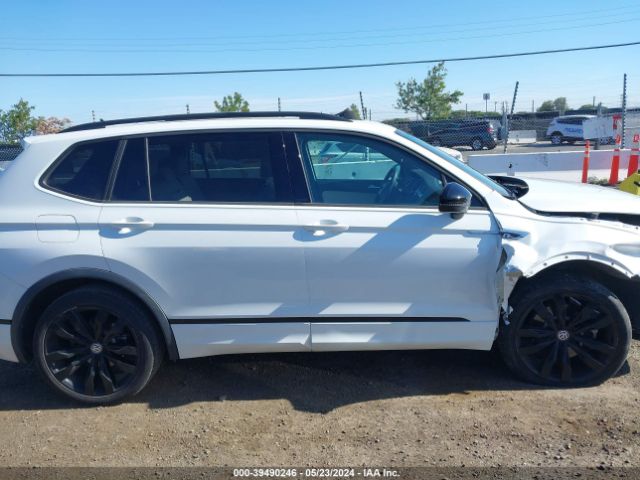 3VV3B7AXXMM003553 Volkswagen Tiguan 2.0t Se/2.0t Se R-line Black/2.0t Sel