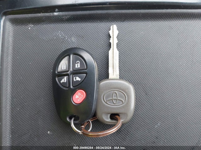 Toyota Sienna Le 8 Passenger 2015 5TDKK3DC4FS596664 Image 11