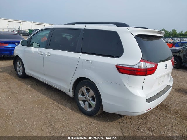 Toyota Sienna Le 8 Passenger 2015 5TDKK3DC4FS596664 Image 3