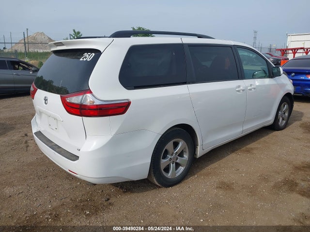 Toyota Sienna Le 8 Passenger 2015 5TDKK3DC4FS596664 Image 4