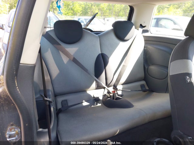 2005 MINI COOPER S WMWRE33575TL10912 Photo 7