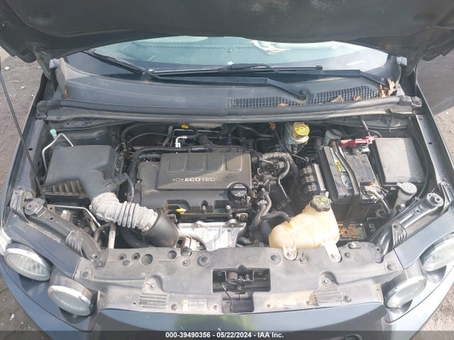 Chevrolet Sonic Ltz Auto 2015 1G1JE5SB2F4197569 Image 10