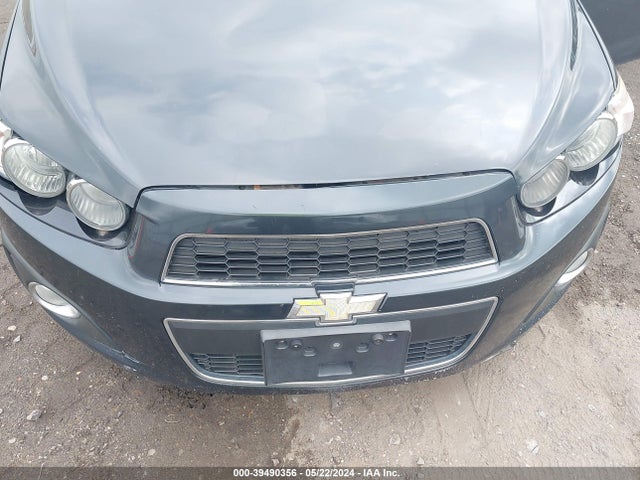 Chevrolet Sonic Ltz Auto 2015 1G1JE5SB2F4197569 Image 12