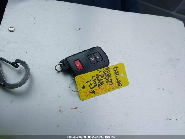 Toyota Prius V Five 2017 JTDZN3EU9HJ057535 Image 11