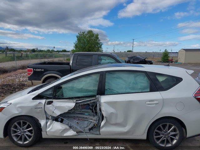 Toyota Prius V Five 2017 JTDZN3EU9HJ057535 Image 14