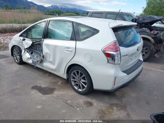 Toyota Prius V Five 2017 JTDZN3EU9HJ057535 Image 3