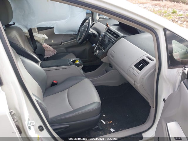 Toyota Prius V Five 2017 JTDZN3EU9HJ057535 Image 5