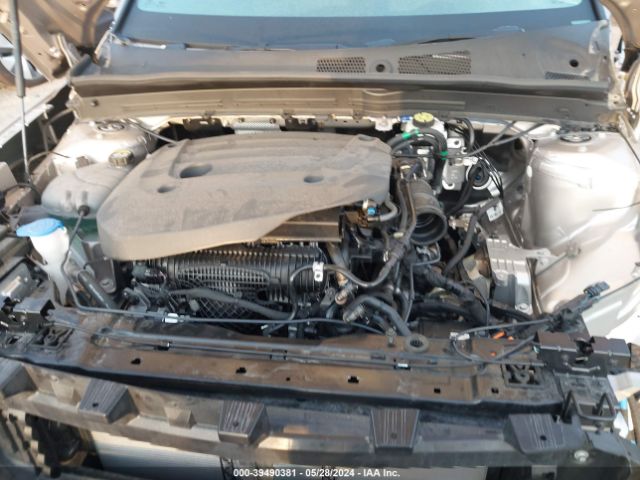 YV4L12UE1P2049974 Volvo Xc40 B5 Plus Bright Theme