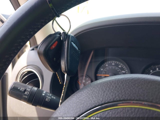 Jeep Patriot Latitude 2016 1C4NJPFA7GD612906 Image 10