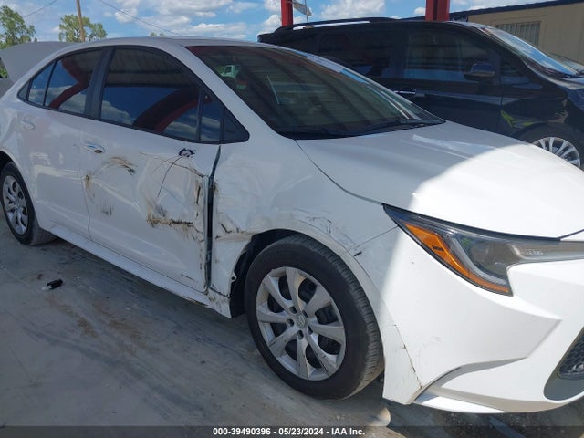 Toyota COROLLA LE 2022 5YFEPMAE2NP357177 Image 6