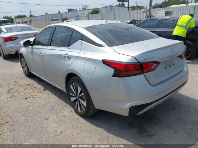 1N4BL4DW1MN313045 Nissan Altima Sv Intelligent Awd