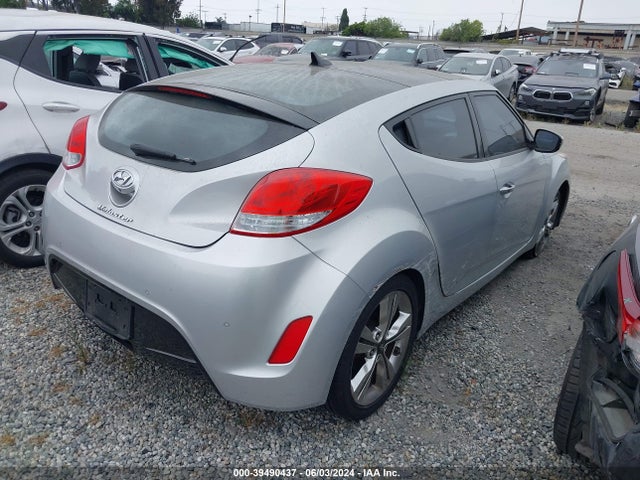 Hyundai Veloster 2016 KMHTC6AD3GU253465 Image 4