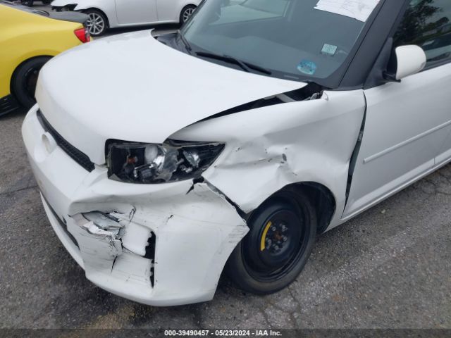 JTLZE4FE1EJ063407 Scion XB