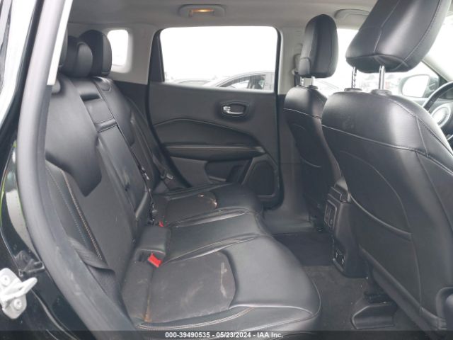 3C4NJCBBXJT228739 Jeep Compass Latitude Fwd