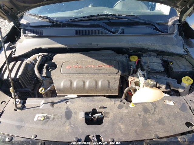 3C4NJDBBXJT104038 Jeep Compass Latitude 4x4