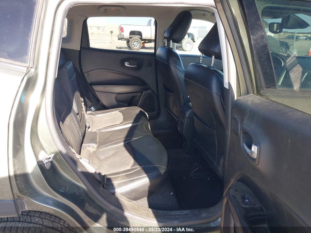 3C4NJDBBXJT104038 Jeep Compass Latitude 4x4