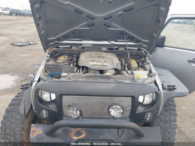 1C4BJWDG7EL102479 Jeep Wrangler Unlimited Sport