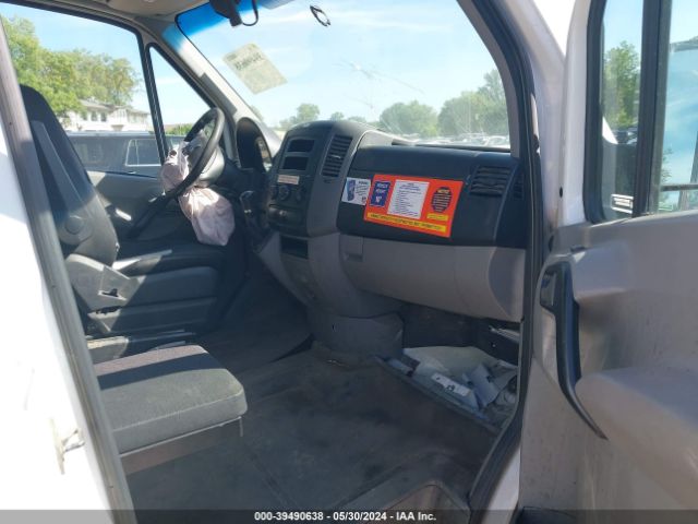 WD3PE8DE6E5895163 Mercedes-Benz Sprinter 2500 High Roof