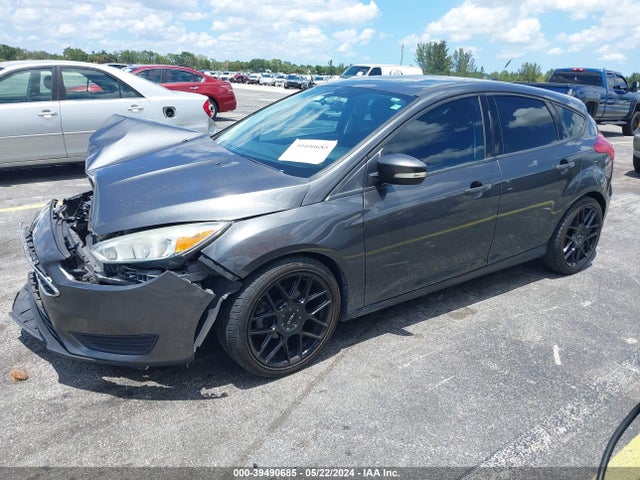 Ford FOCUS SE 2016 1FADP3K27GL348163 Image 2