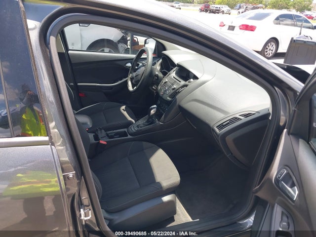 Ford FOCUS SE 2016 1FADP3K27GL348163 Image 5