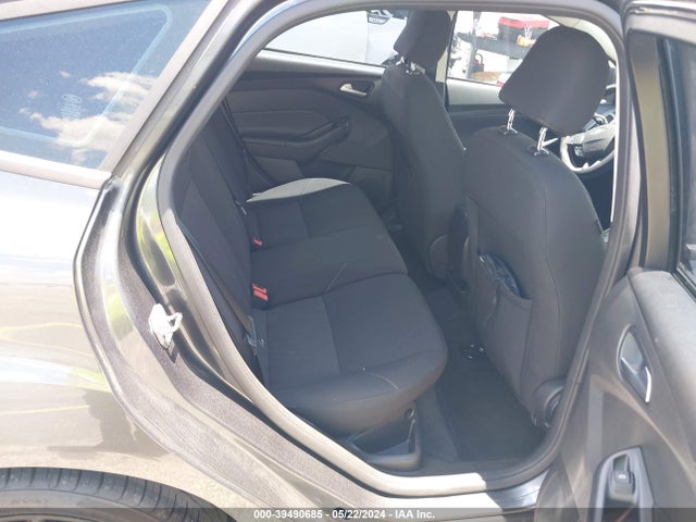 Ford FOCUS SE 2016 1FADP3K27GL348163 Image 8