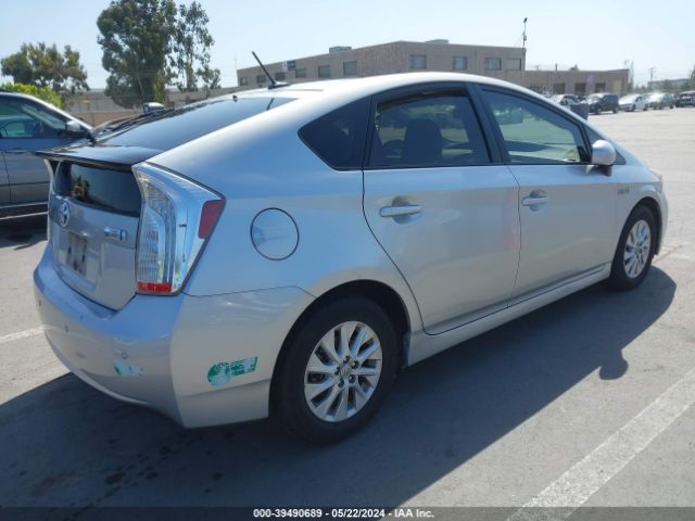 JTDKN3DP8F3068511 Toyota Prius Plug-in Base (cvt)