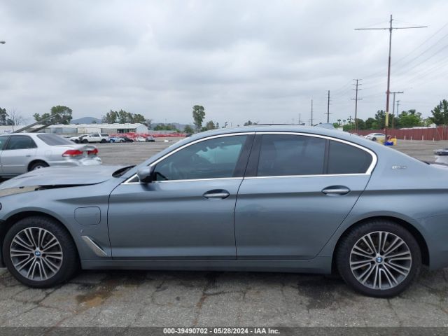 WBAJA9C58JB252658 BMW 530e Iperformance