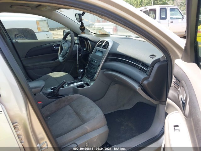 Chevrolet MALIBU LS 2015 1G11B5SL2FF186108 Image 5
