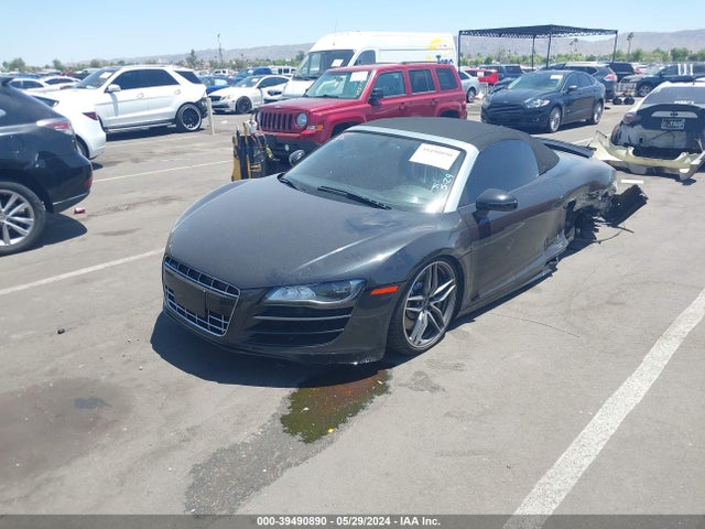 2012 AUDI R8 WUAVNAFG4CN003012 Photo 1