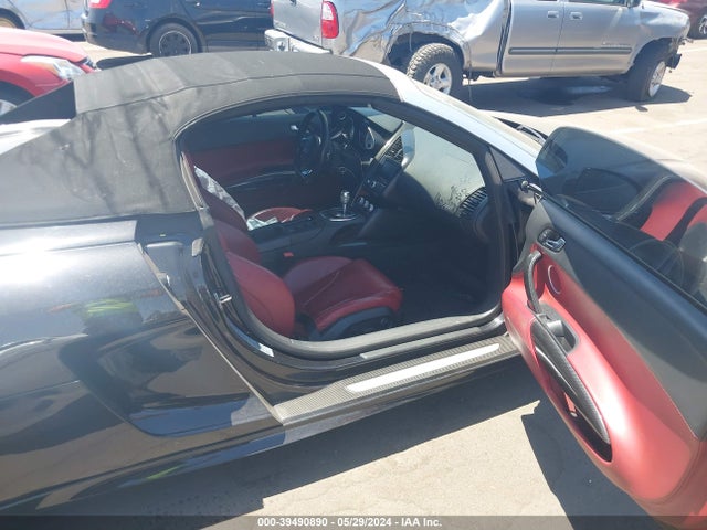 2012 AUDI R8 WUAVNAFG4CN003012 Photo 4