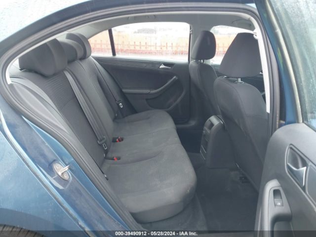 3VW267AJ7GM269236 Volkswagen Jetta 1.4t S