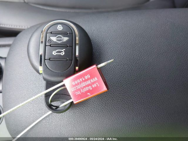 WMWLN5C5XJ2E34113 Mini Clubman Cooper