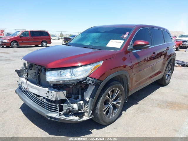 Toyota Highlander Le Plus 2019 5TDZZRFH5KS339660 Image 2