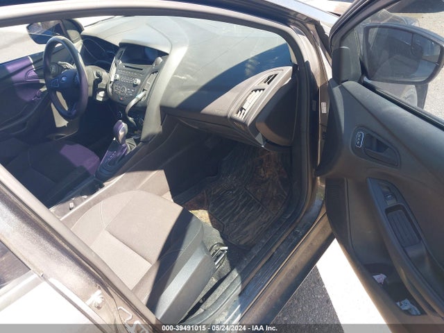 Ford FOCUS S 2017 1FADP3E25HL284413 Image 5