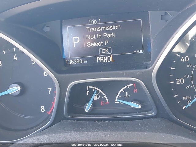 Ford FOCUS S 2017 1FADP3E25HL284413 Image 7