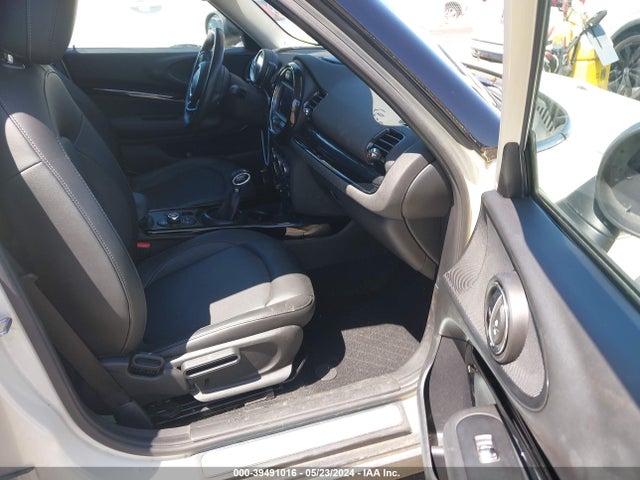 2019 MINI CLUBMAN WMWLN5C59K2E35027 Photo 4