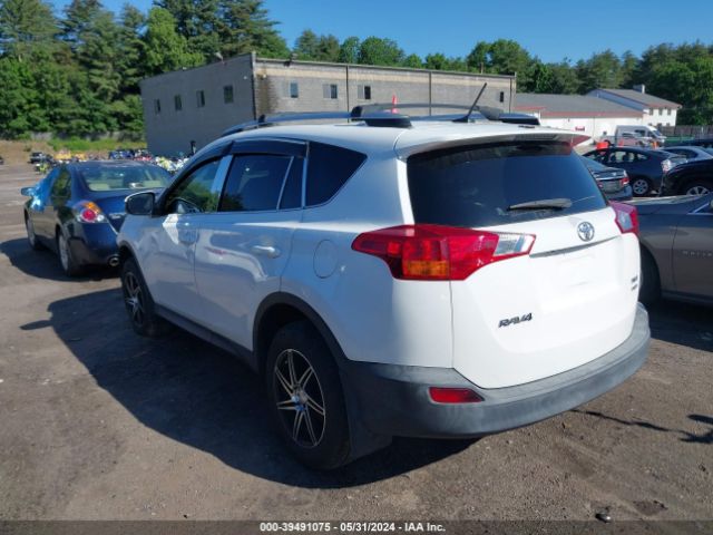2T3RFREV8EW138287 Toyota Rav4 Xle