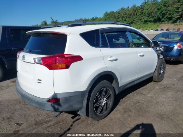 2T3RFREV8EW138287 Toyota Rav4 Xle