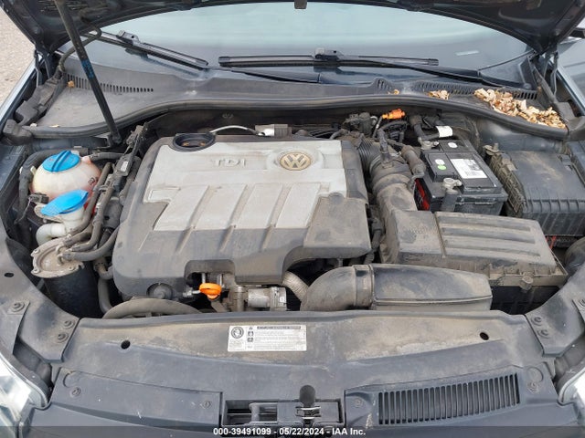2011 Volkswagen Jetta Sportwagen 2.0l Tdi მანქანა იყიდება აუქციონზე, vin: 3VWPL7AJ4BM630624, აუქციონის ნომერი: 39491099