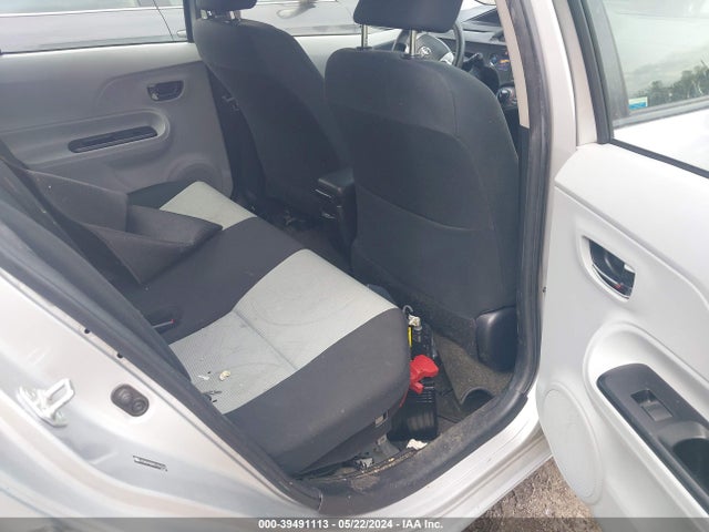 Toyota Prius C Three 2014 JTDKDTB39E1557710 Image 8