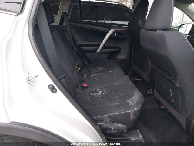 Toyota Rav4 Xle 2018 2T3WFREV4JW463483 Image 8