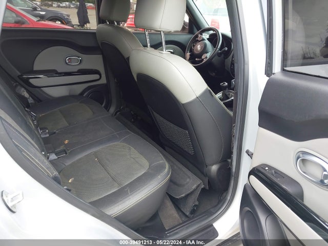 KIA SOUL + 2014 KNDJP3A54E7732593 Image 8