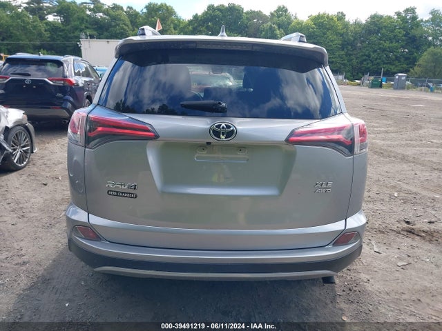 Toyota Rav4 Xle 2018 JTMRFREV8JJ251827 Image 16