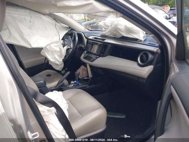 Toyota Rav4 Xle 2018 JTMRFREV8JJ251827 Image 5