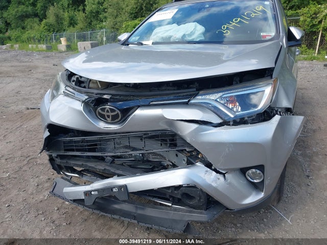 Toyota Rav4 Xle 2018 JTMRFREV8JJ251827 Image 6
