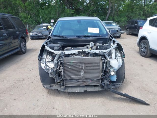 2GNAXREV3J6348111 Chevrolet EQUINOX LS